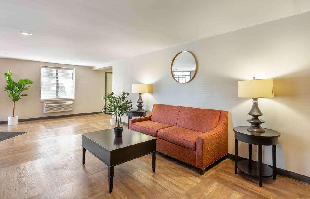 Extended Stay America Suites - Cleveland - Middleburg Heights Interior foto